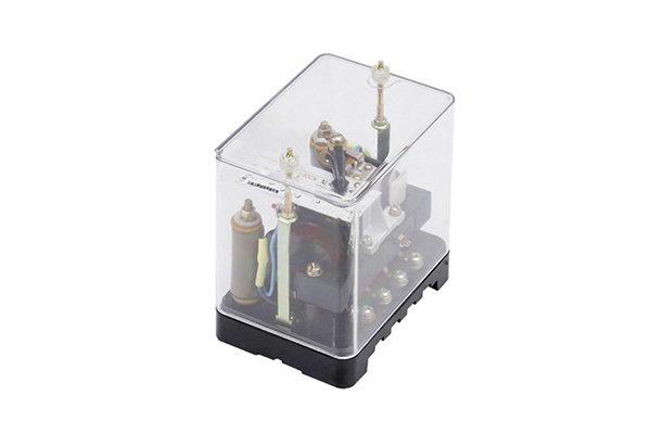 DJ-121